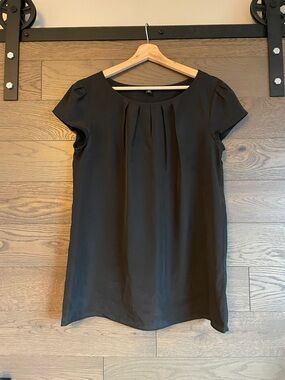 Jacob Classic Black Short Sleeve Pleated Blouse
